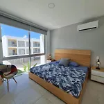 Bonito apartamento 2BD con Piscina Playa Xcalacoco